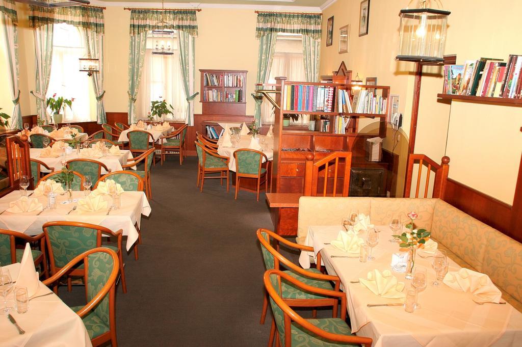 Stadthotel Eggenburg Bagian luar foto