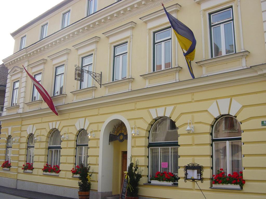 Stadthotel Eggenburg Bagian luar foto