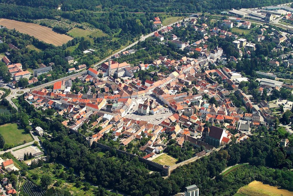 Stadthotel Eggenburg Bagian luar foto